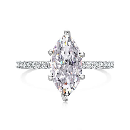 Vergoldeter Crushed Ice Ring – Saphiroptik & Edel-Look