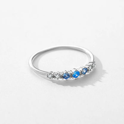 Blue Sparkle – Zarter Silberring mit Zirkonia